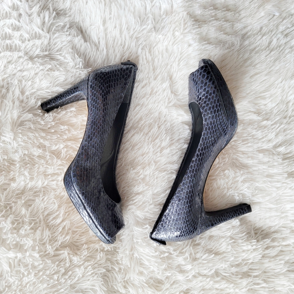 Stuart Weitzman Plainfield Snakeskin Embossed Peep Toe Pumps - Picture 3 of 8